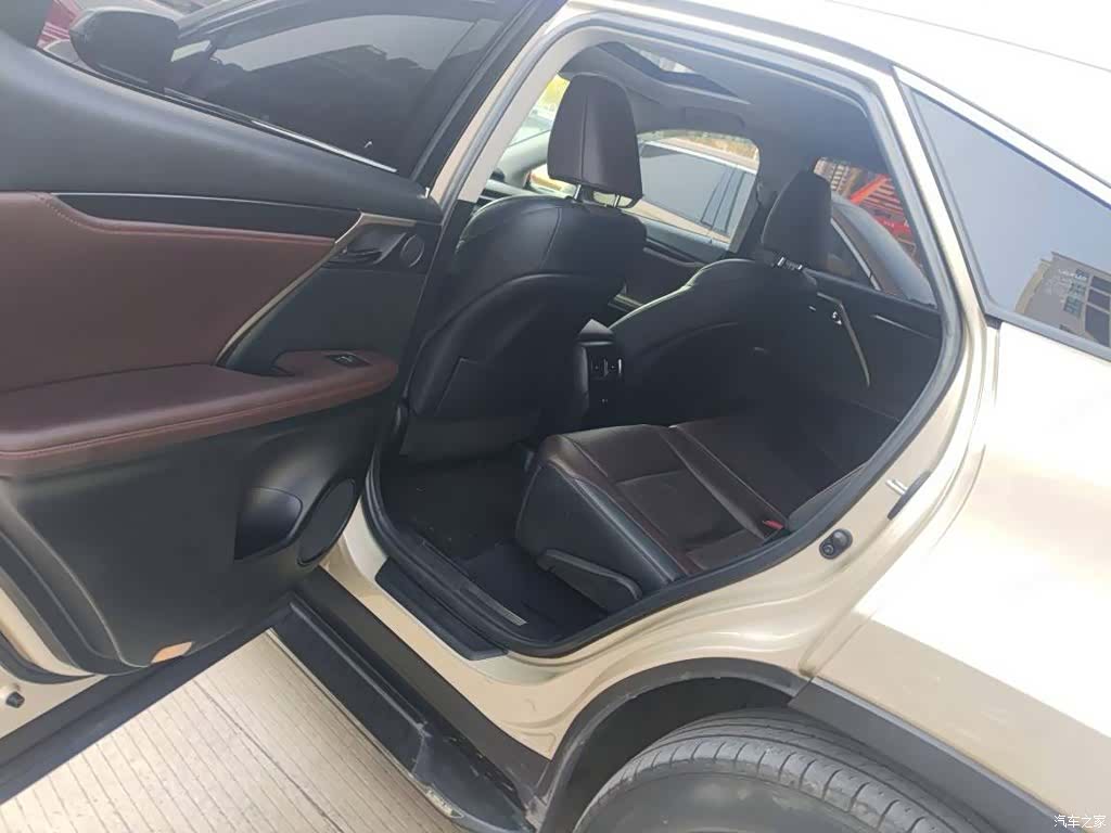Lexus RX, 2018 все фото