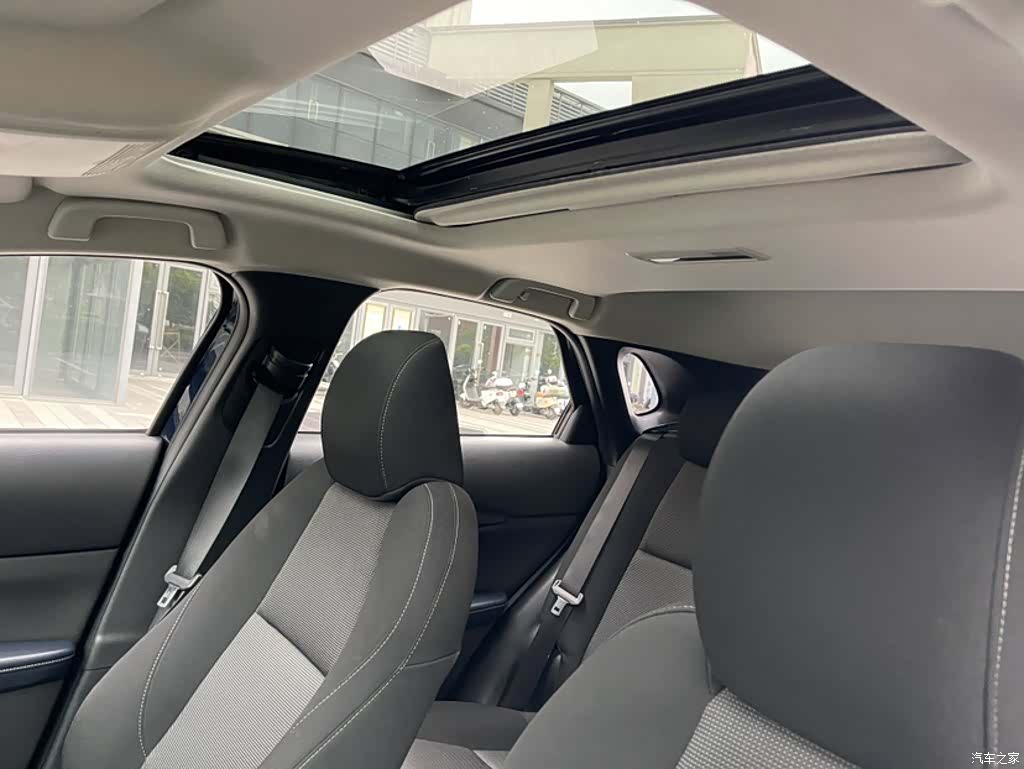 Mazda CX-30, 2021 18