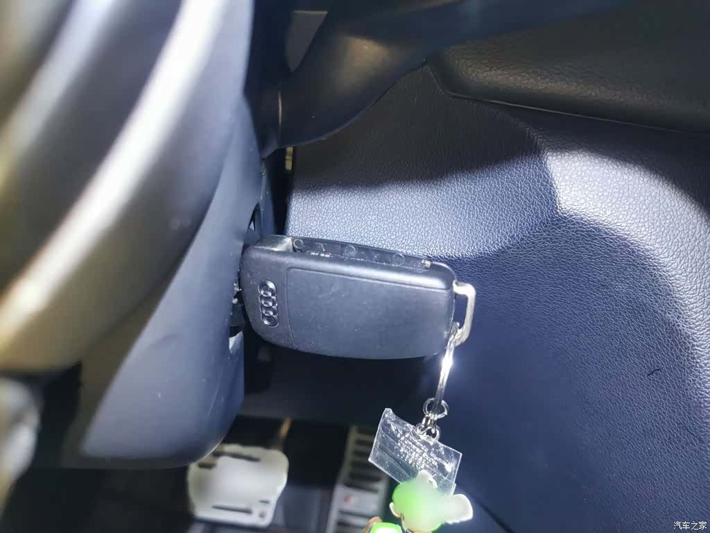 Audi Q3, 2014 12