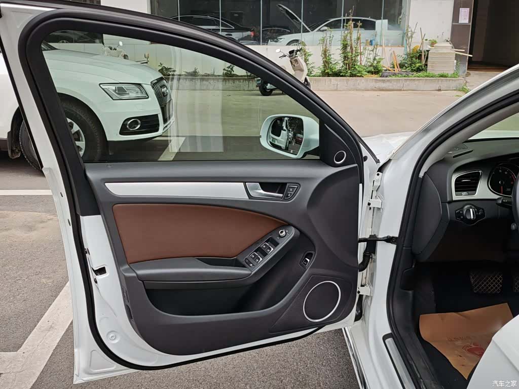 Audi A4L, 2016 4