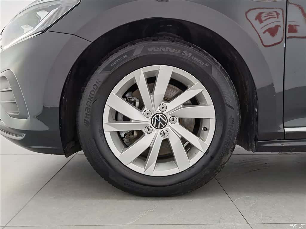 Volkswagen Passat, 2023 17