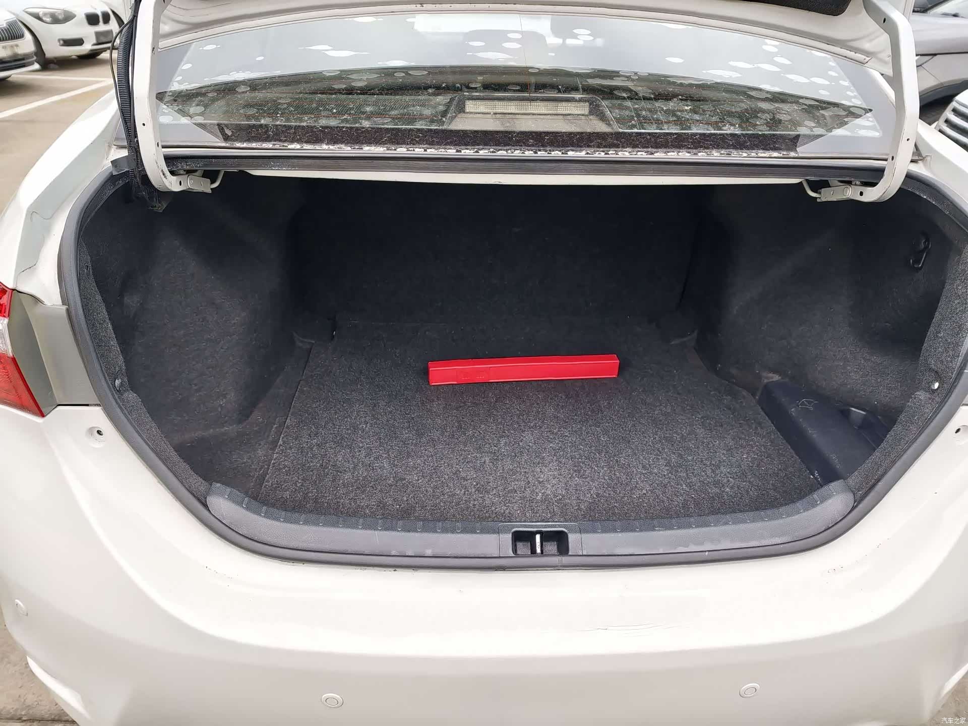 Toyota Corolla, 2015 17