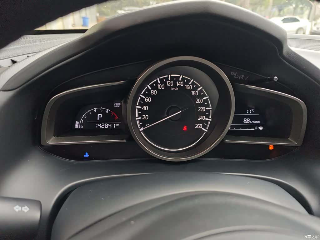Mazda CX-4, 2017 8