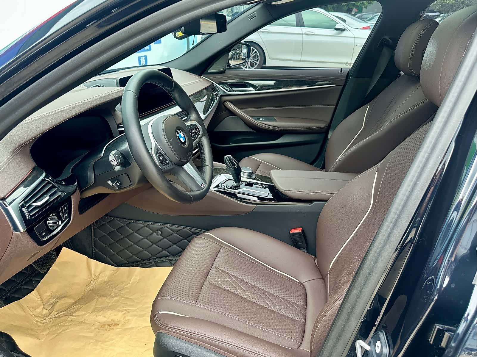 BMW 5 Series, 2023 8