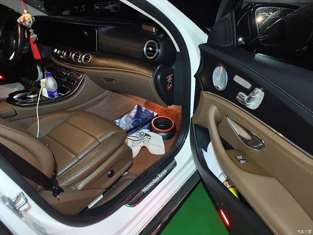 Mercedes-Benz E-Class, 2018 20