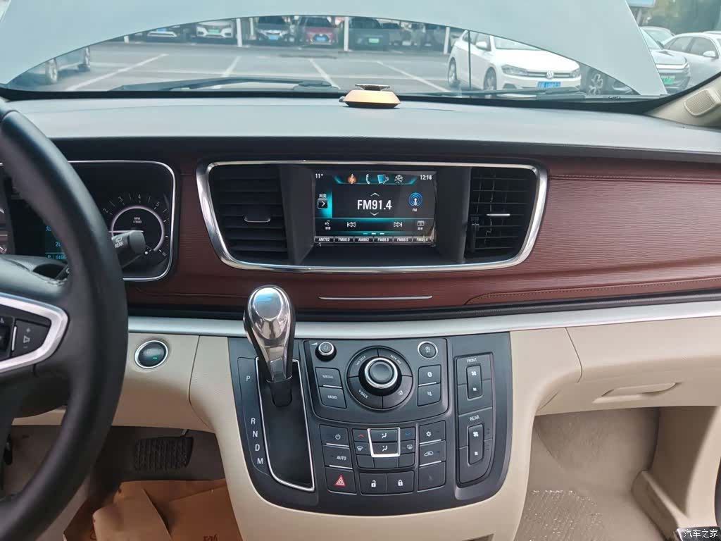 Buick GL8, 2019 все фото