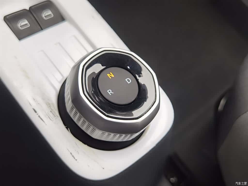 Geely Panda, 2024 13