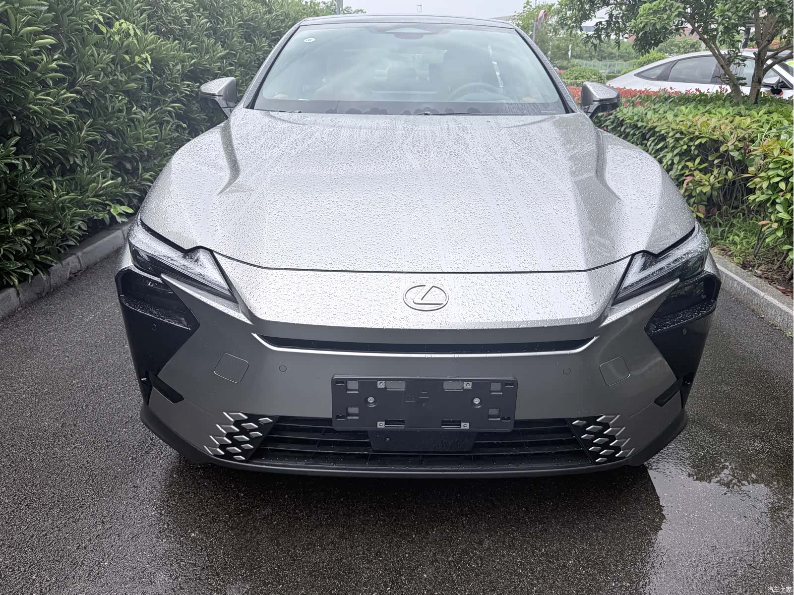 Lexus ES, 2026 2