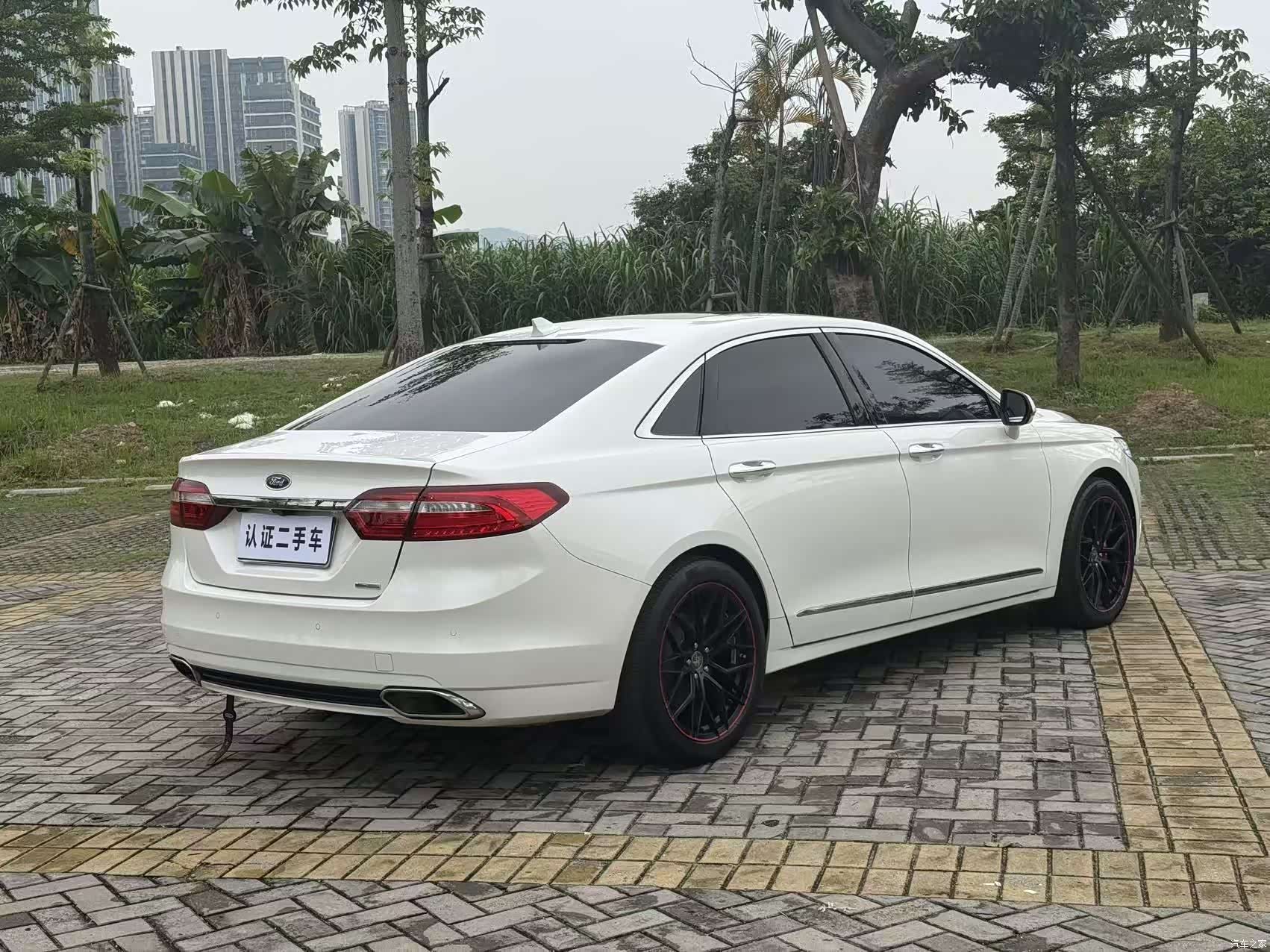 Ford Taurus, 2017 10