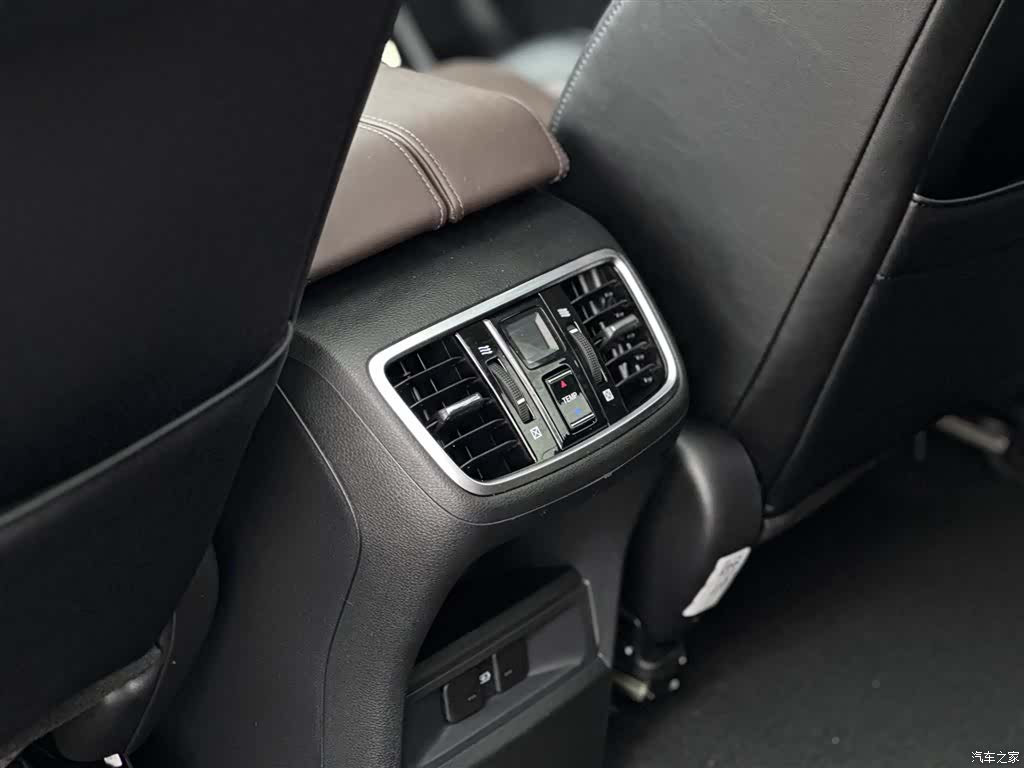 Honda UR-V, 2025 12