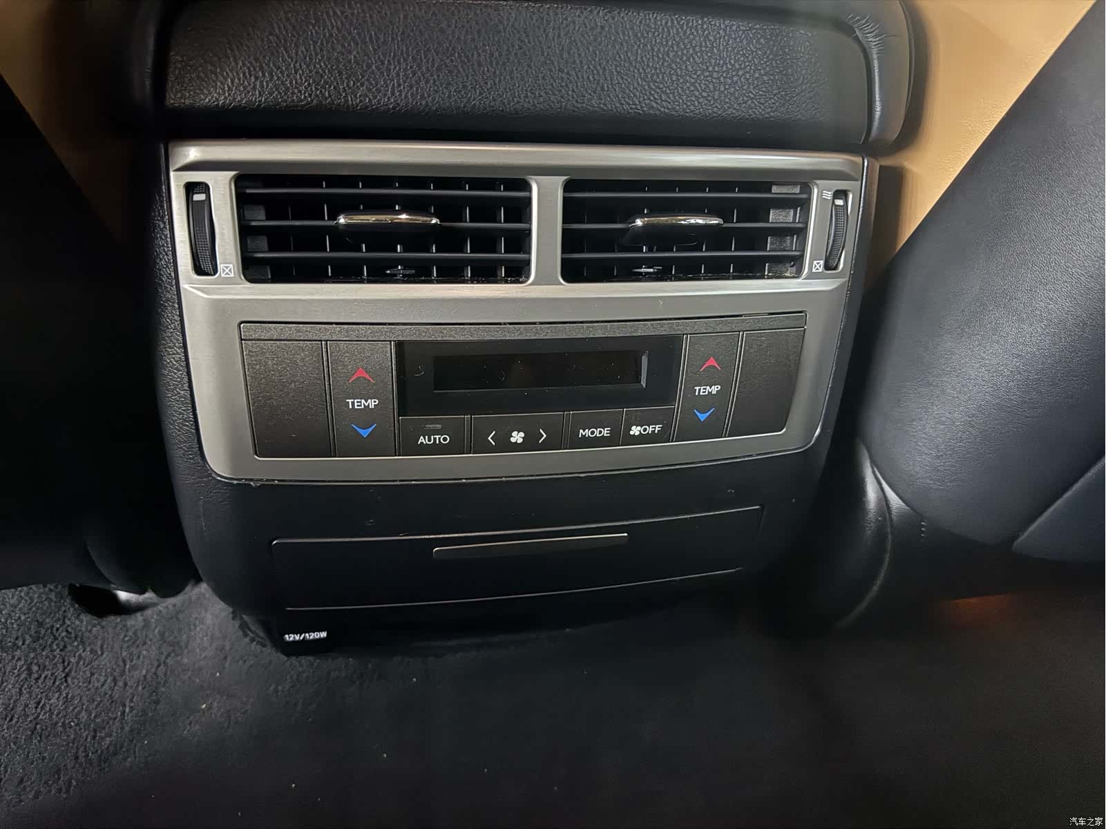 Lexus LX, 2016 7