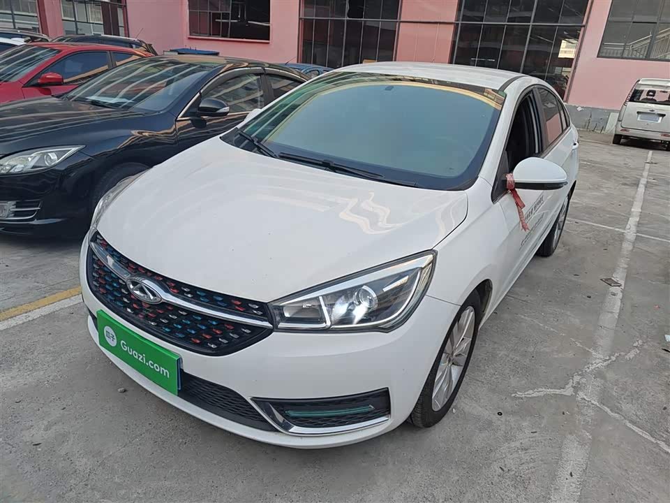 Chery Arrizo 5