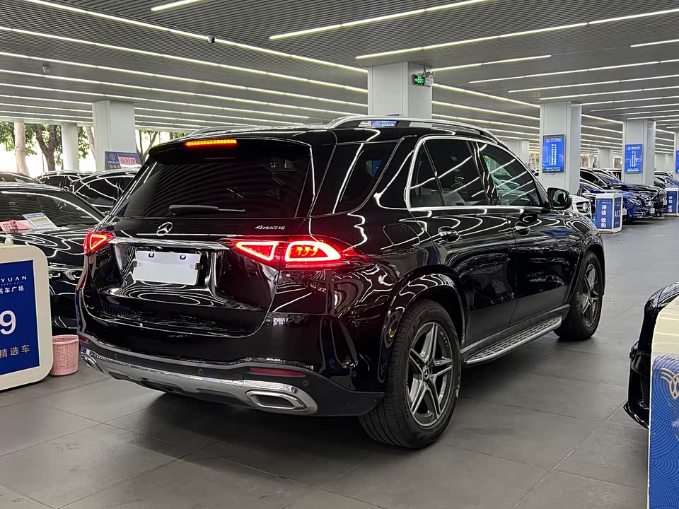 Mercedes-Benz GLE Mercedes-Benz GLE