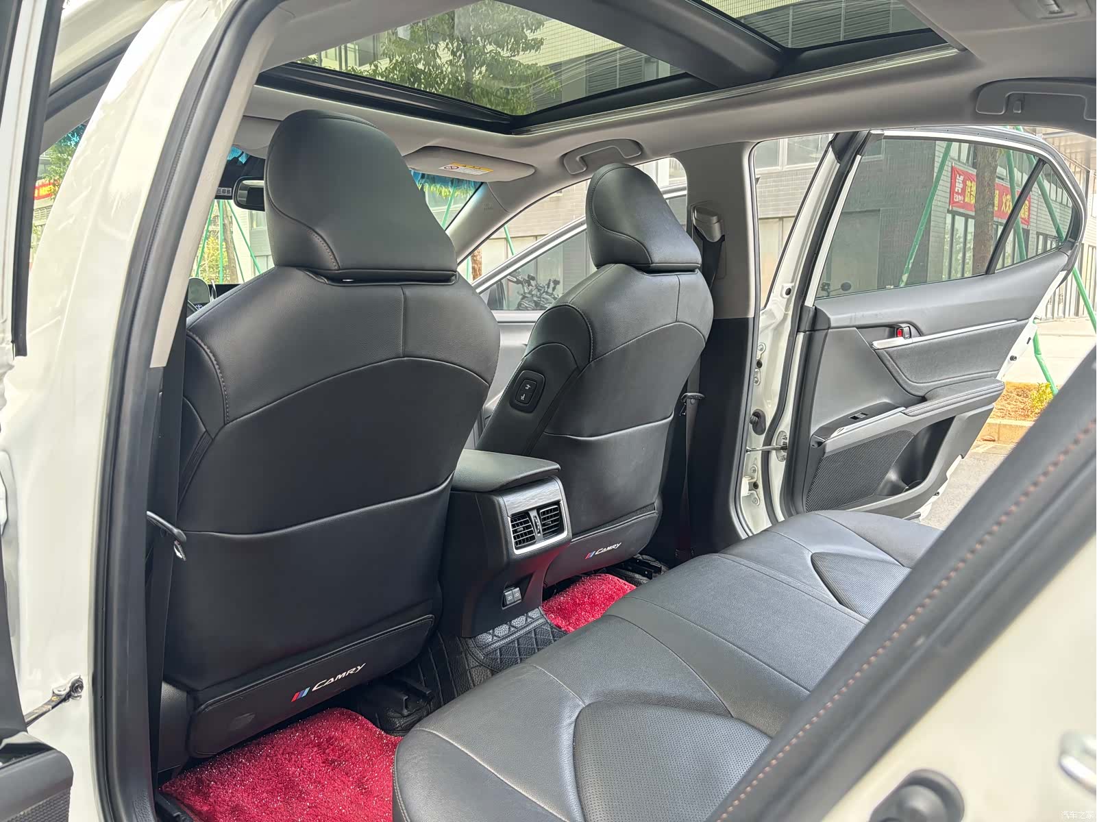 Toyota Camry, 2023 10