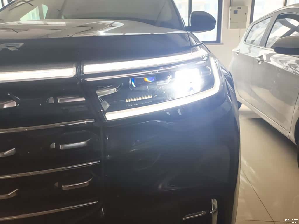 Ford Explorer, 2025 24