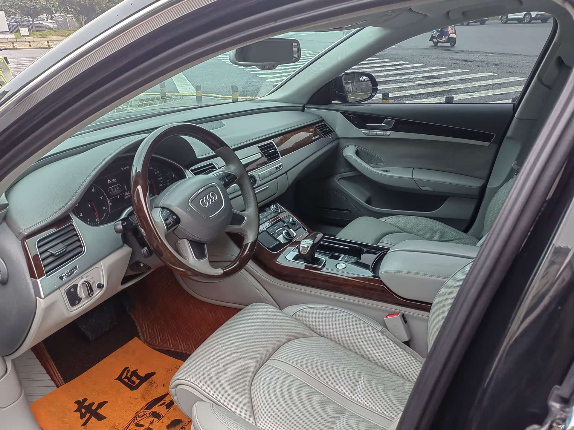 Audi A8L, 2011 12