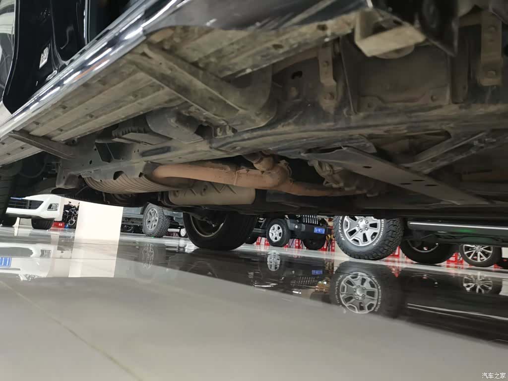 Infiniti QX80, 2017 21