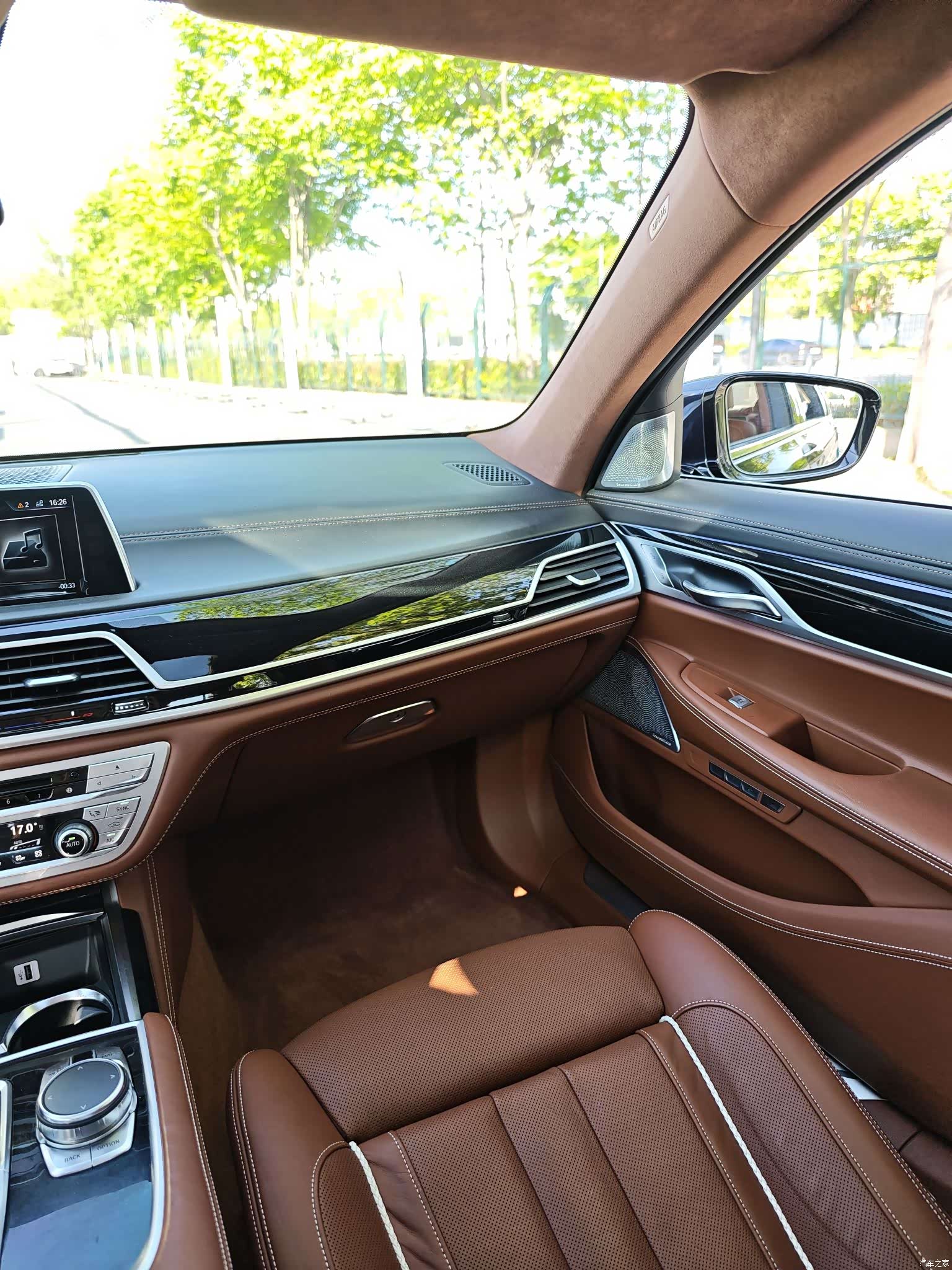 BMW 7 Series, 2016 26