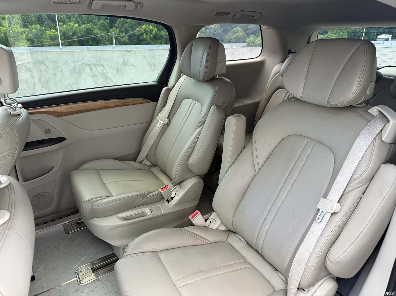Buick GL8, 2019 8
