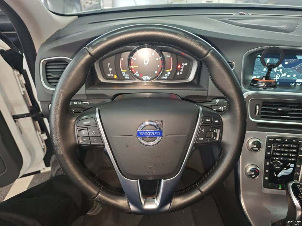 Volvo S60, 2017 7