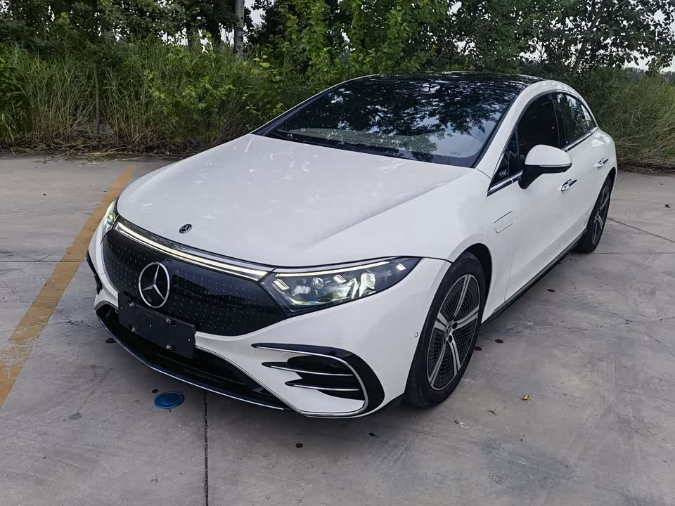 Mercedes-Benz EQS Mercedes-Benz EQS