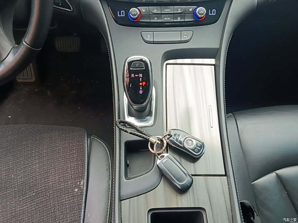 Buick LaCrosse, 2022 14