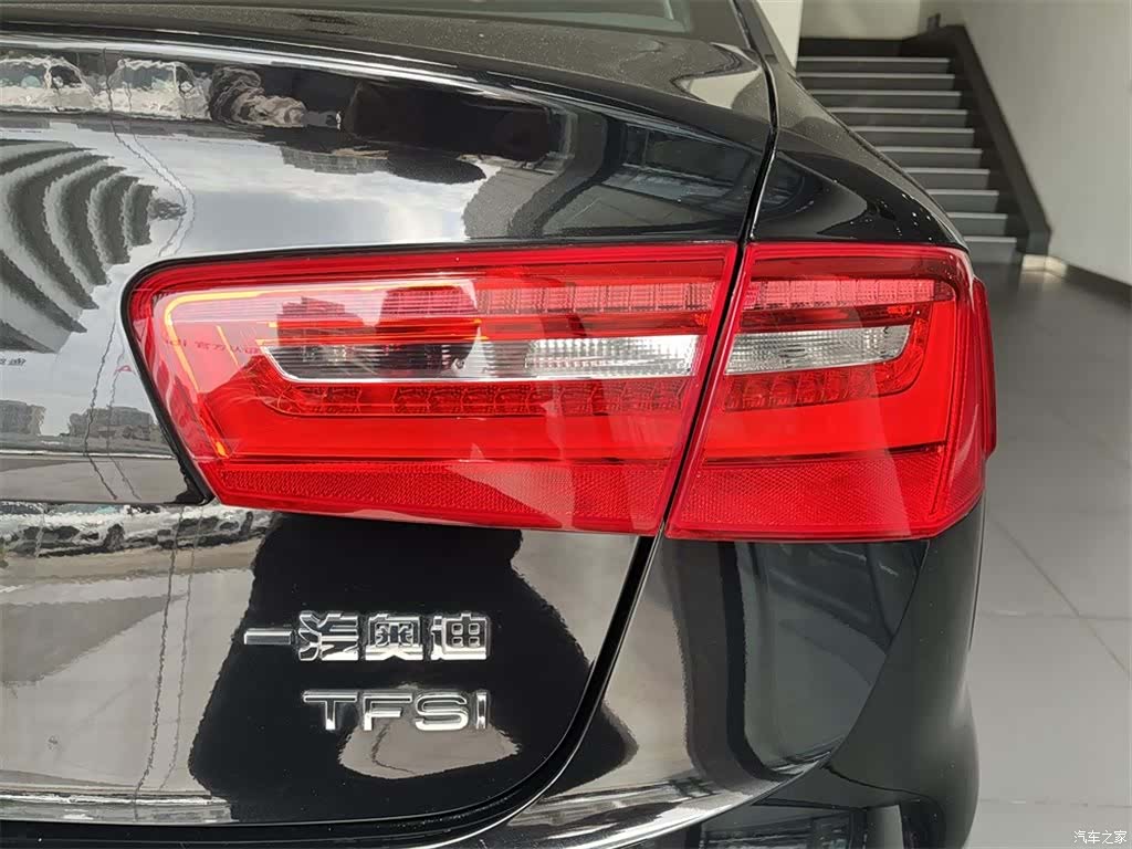 Audi A6L, 2016 13