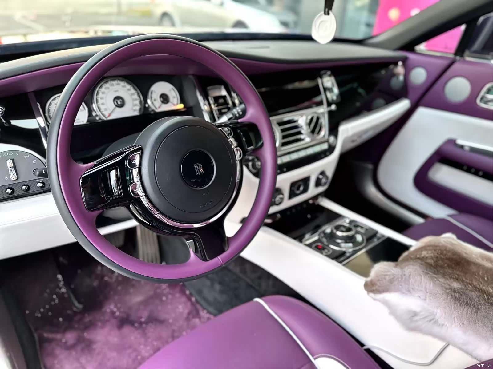 Rolls-Royce Wraith, 2021 18