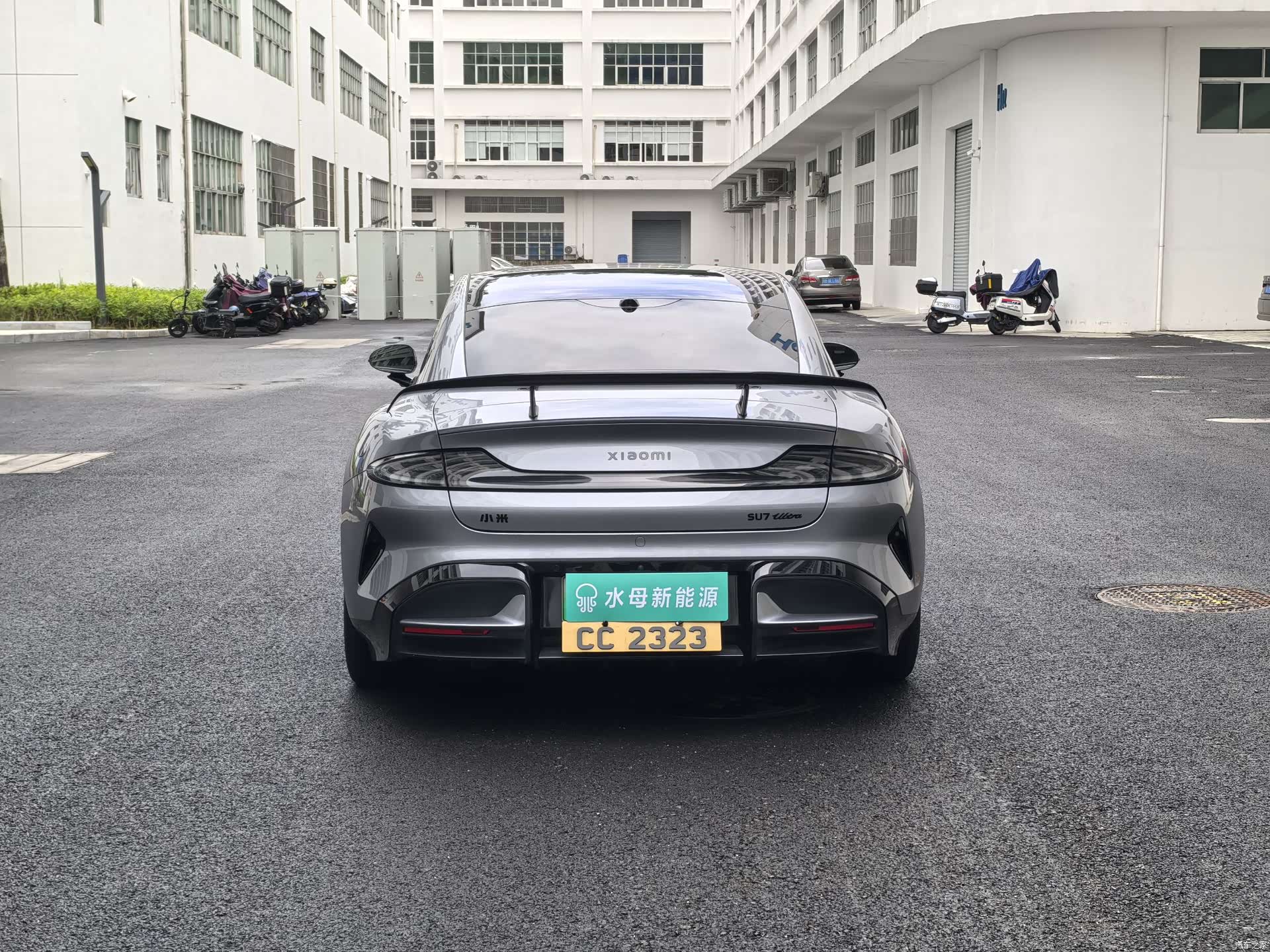 Xiaomi SU7, 2025 6
