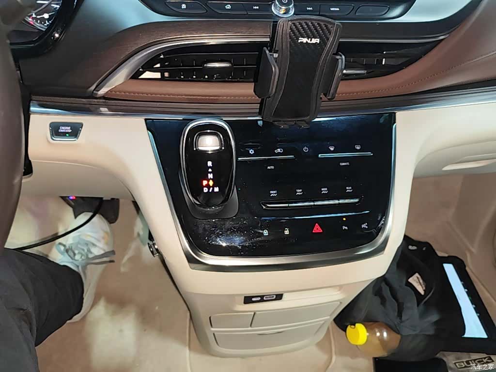 Buick GL8, 2021 14
