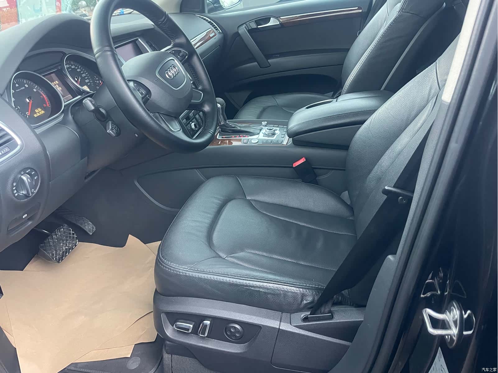 Audi Q7, 2013 7