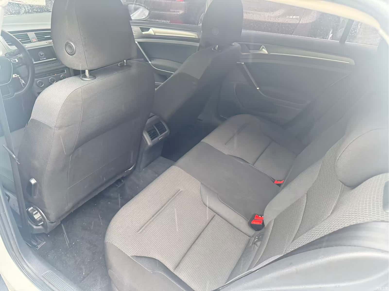 Volkswagen Golf, 2016 все фото