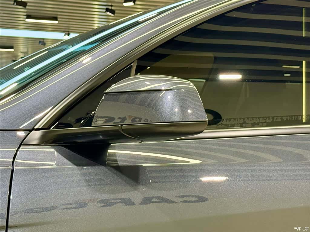 Tesla Model Y, 2025 12