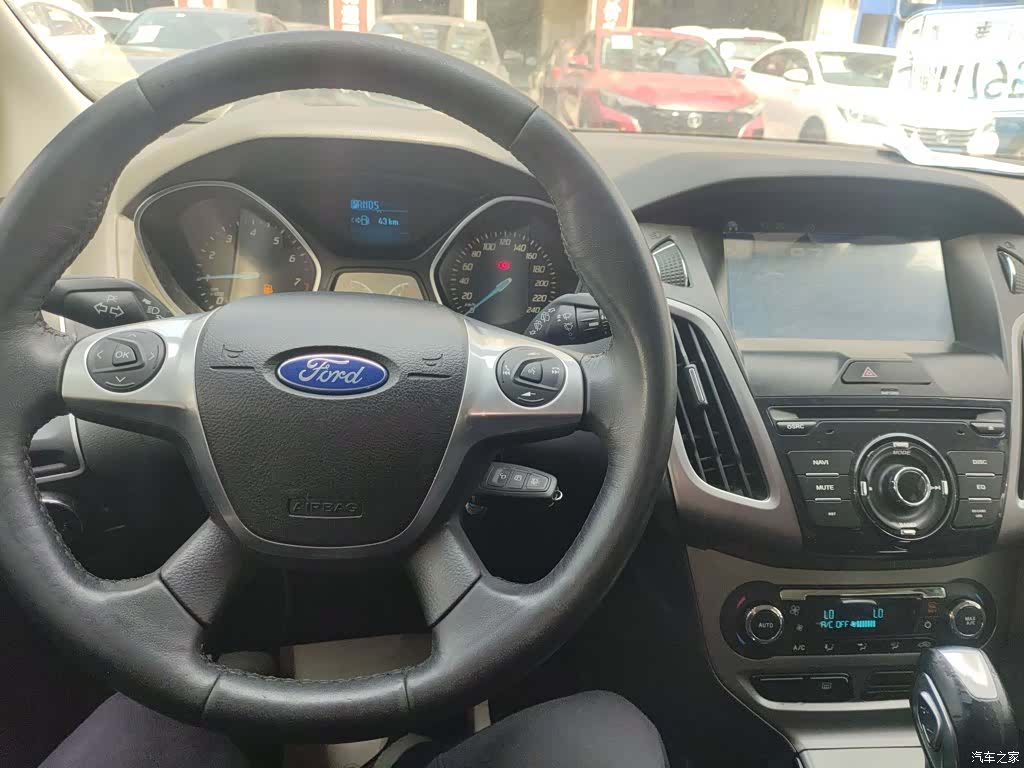 Ford Focus, 2015 6