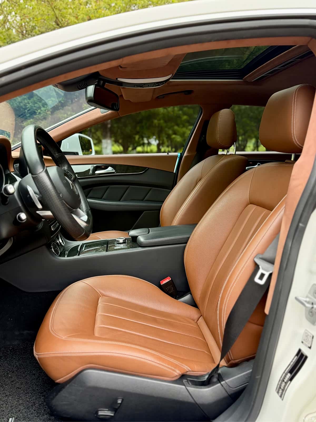 Mercedes-Benz CLS, 2016 9