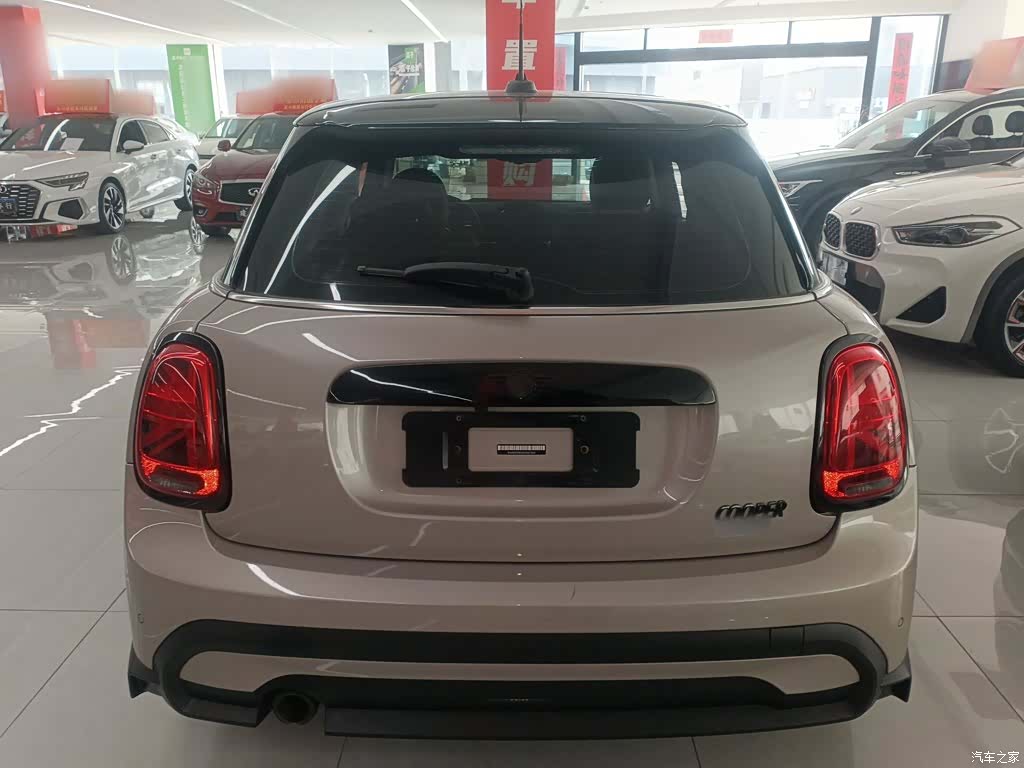 Mini Cooper, 2022 4