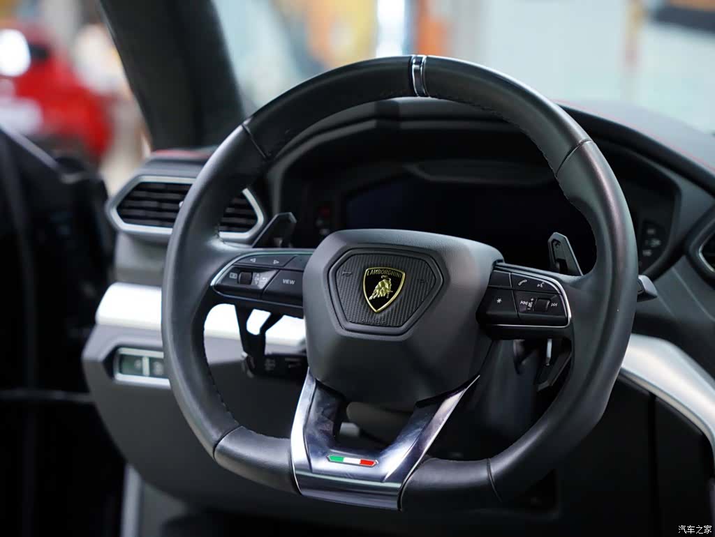 Lamborghini Urus, 2020 50