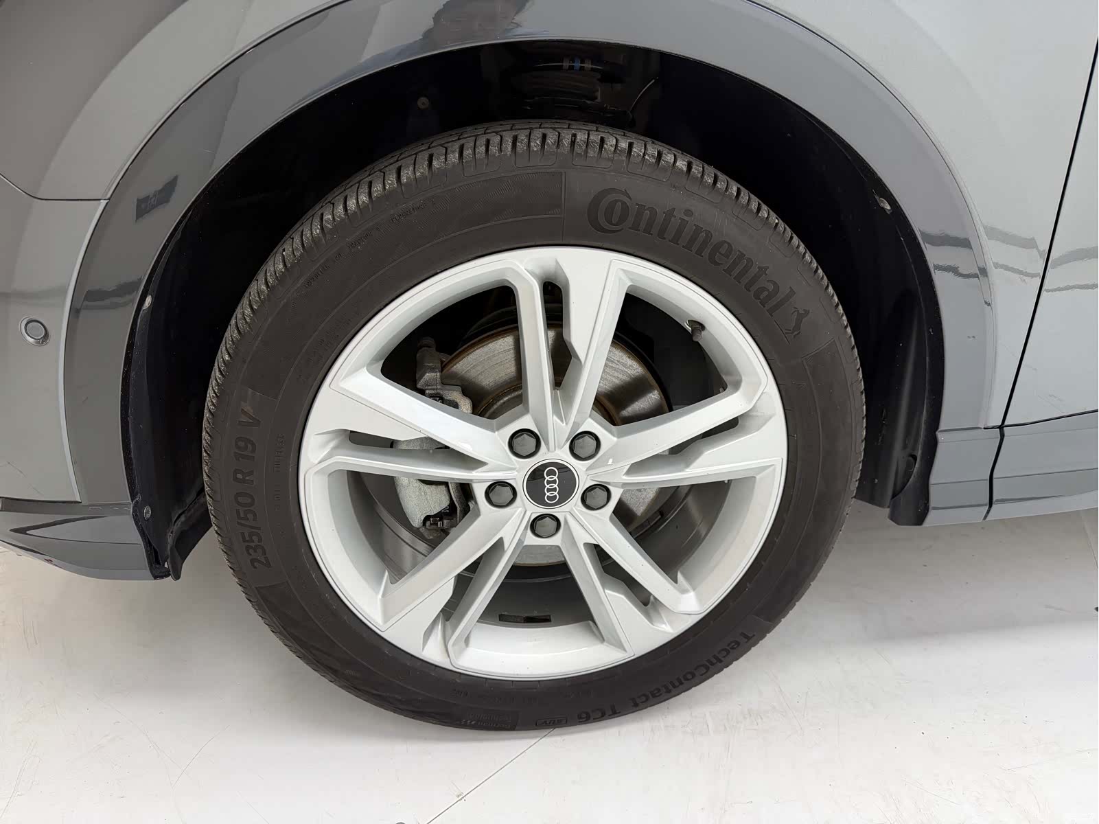 Audi Q3, 2022 8