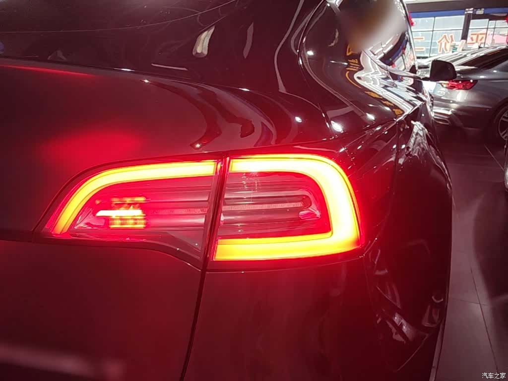 Tesla Model Y, 2022 8