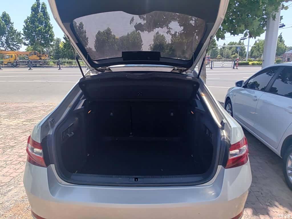 Skoda Superb, 2018 19