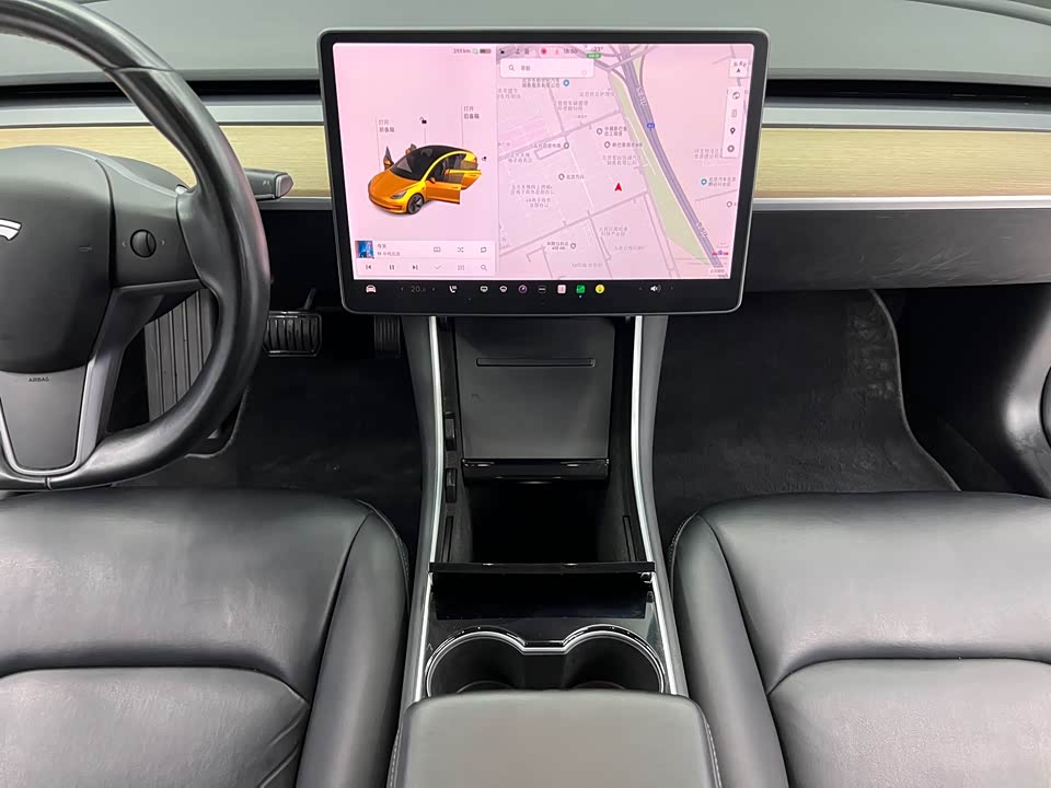 Tesla Model 3 Tesla Model 3