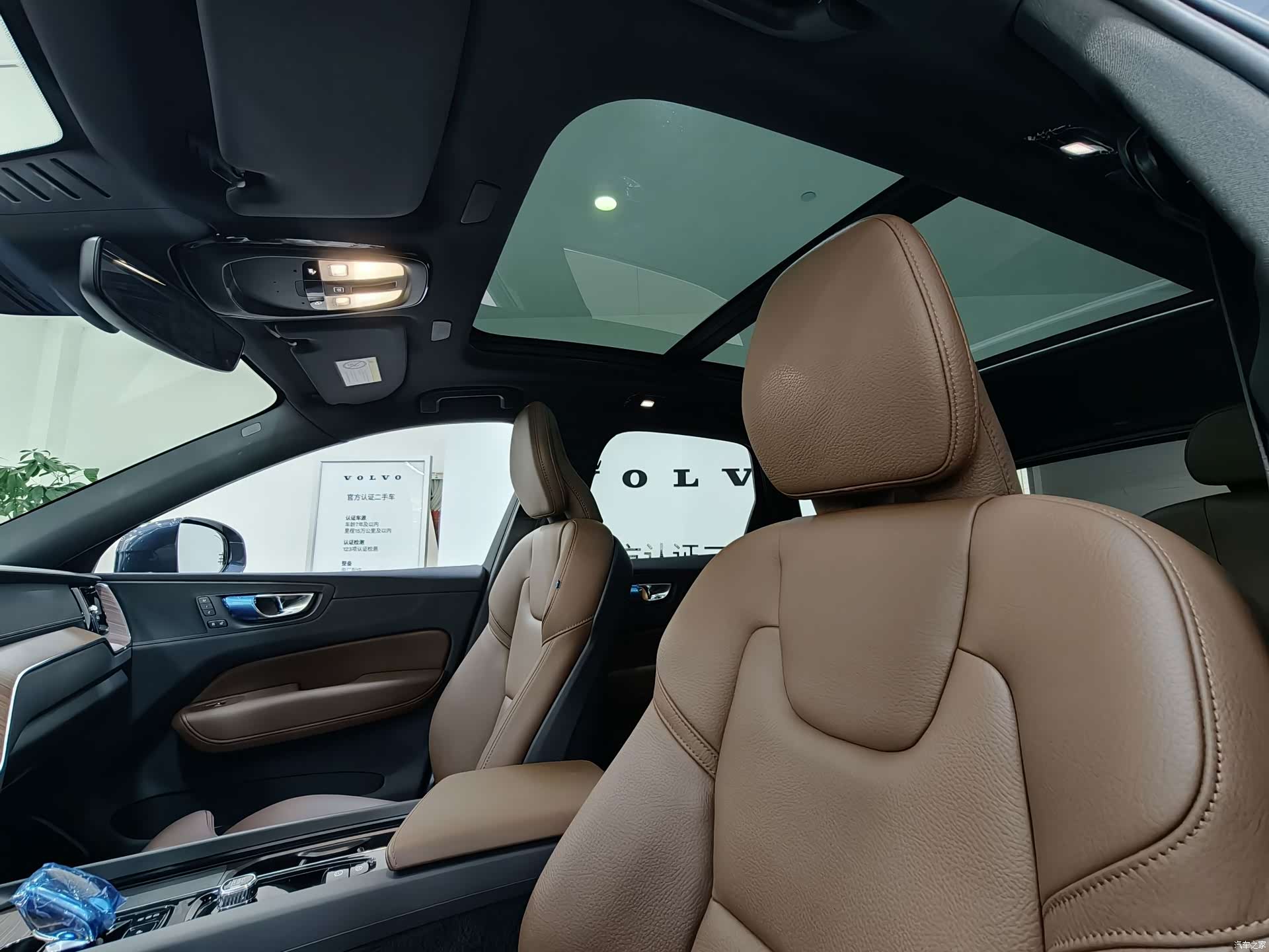 Volvo XC60, 2025 12