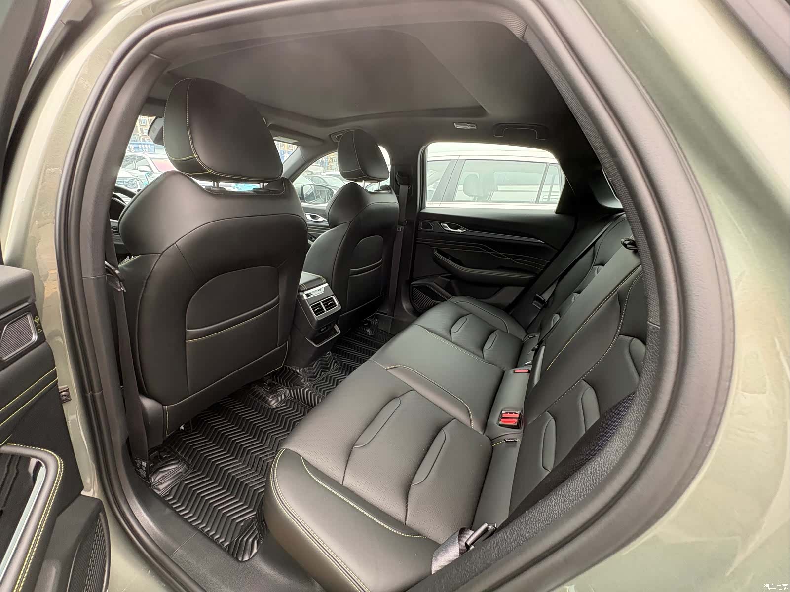 Geely Preface, 2024 8