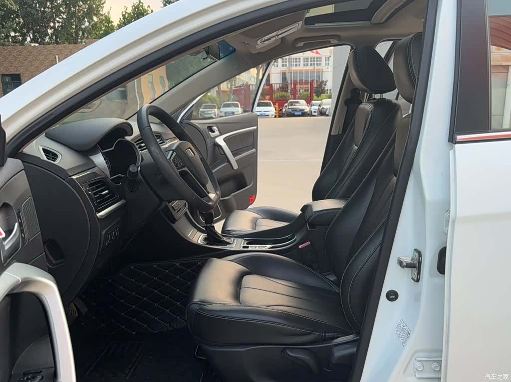 Geely Emgrand, 2017 11