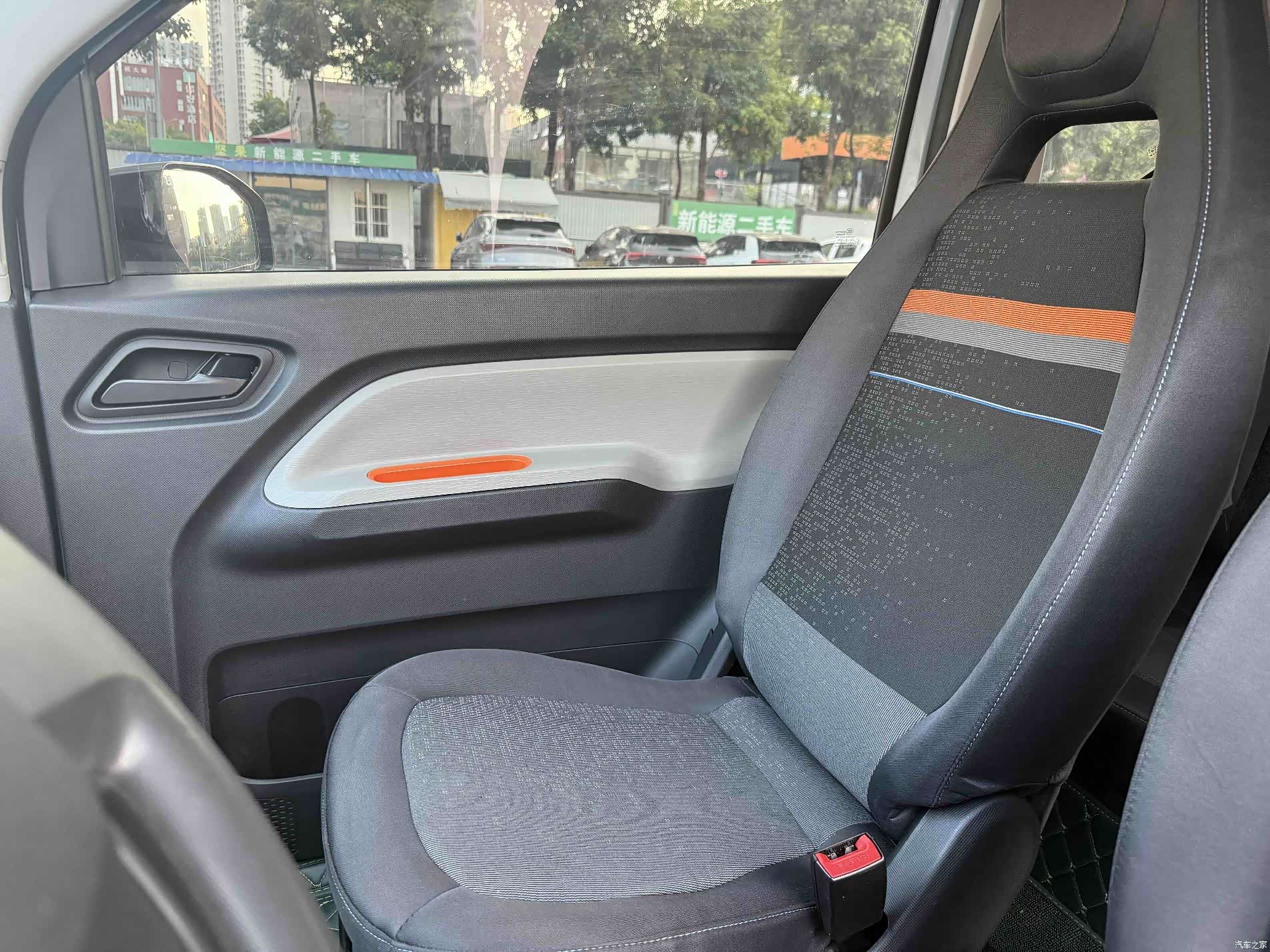 Wuling MINIEV, 2023 10