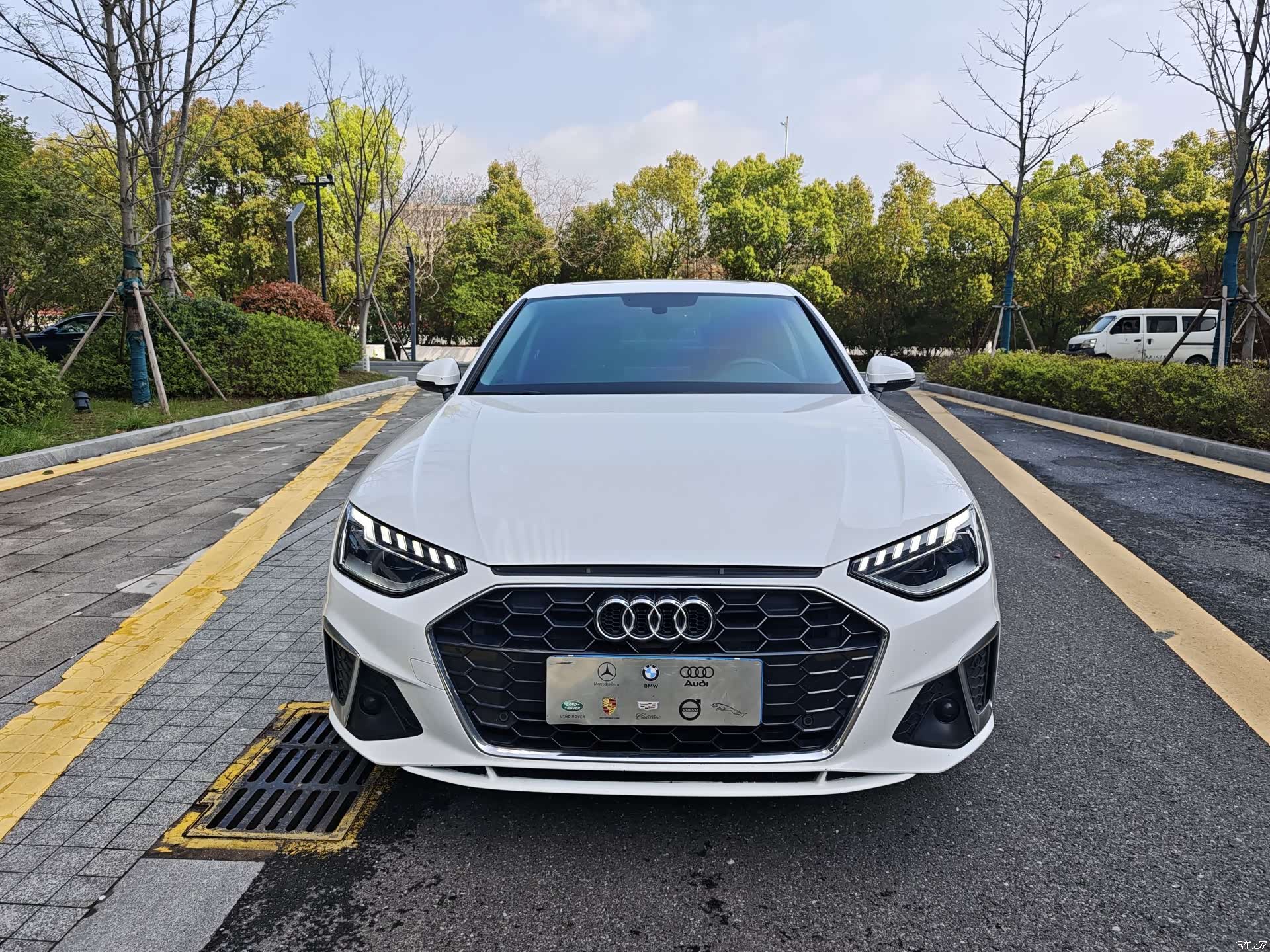Audi A4L, 2022 2