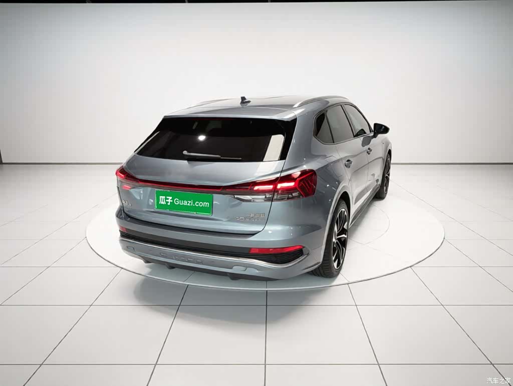 Audi Q4 e-tron, 2024 6