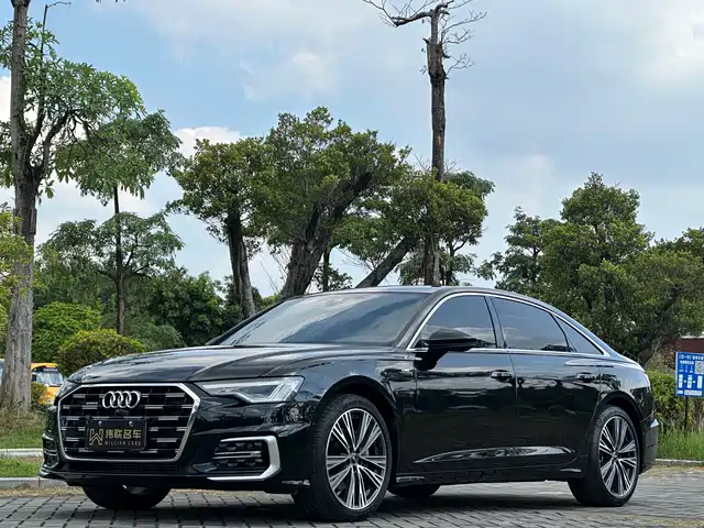 Audi A6L 2024 — купить из Китая под заказ