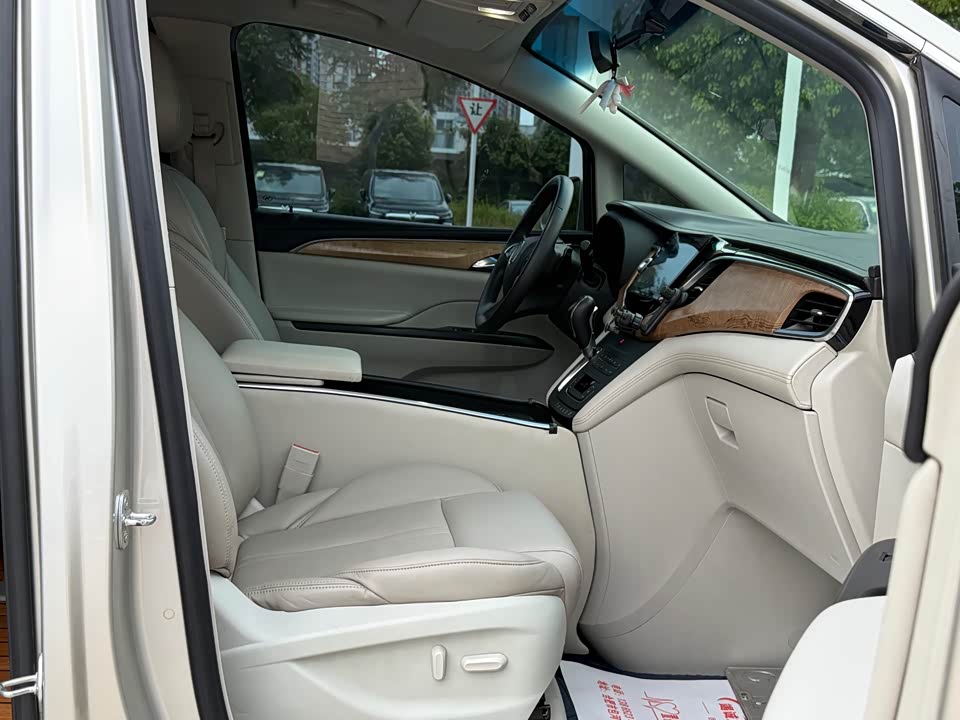 Buick GL8 Buick GL8