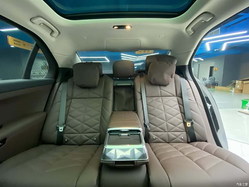 BMW 7 Series, 2026 24